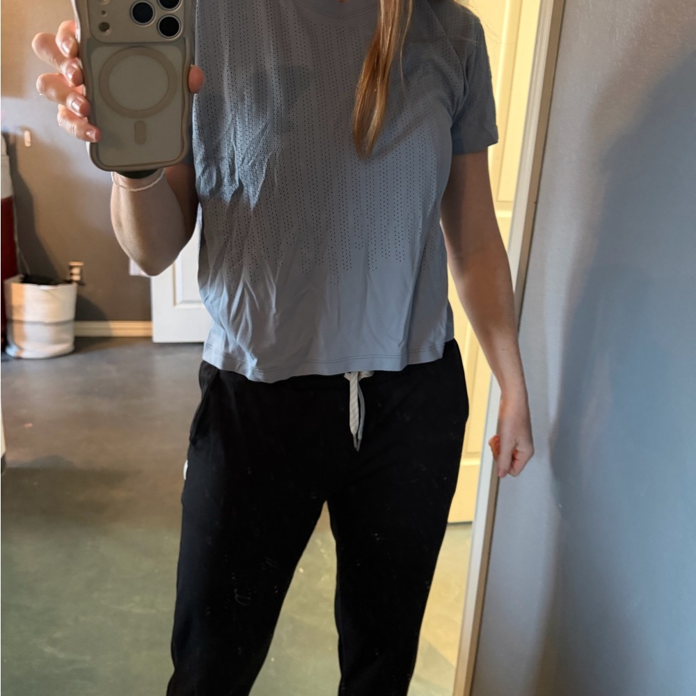 lululemon athletica Blue Crop Top